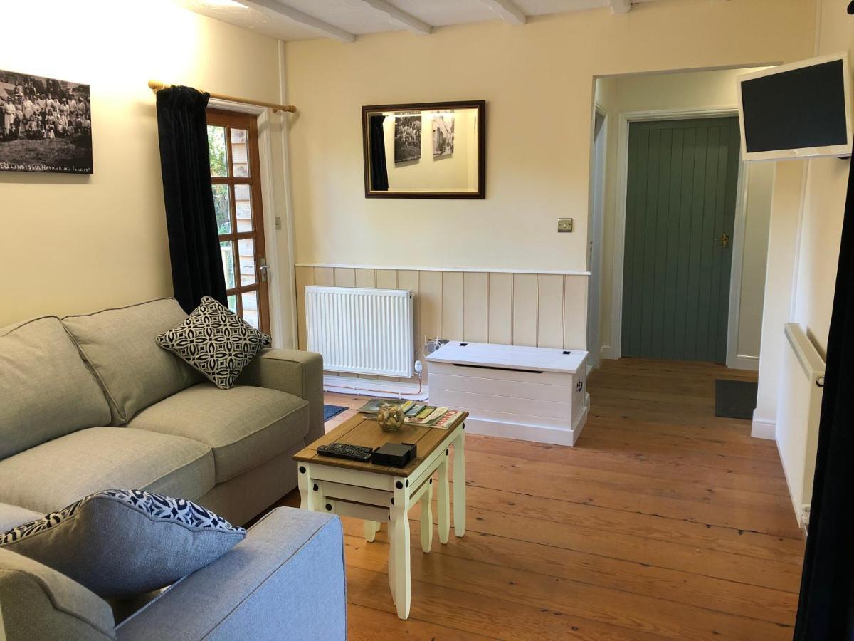 Stables Cottage, Idyllic Location Stunning Views Llandysul Exterior photo